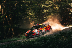 BCRZ_NESETRILCERNOCH_FX-105